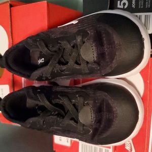 Toddler Nike shoes
